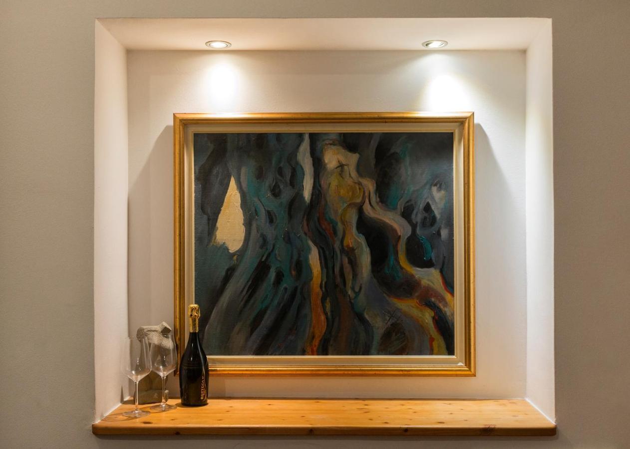 Heisenberg City Residence พูลา ภายนอก รูปภาพ